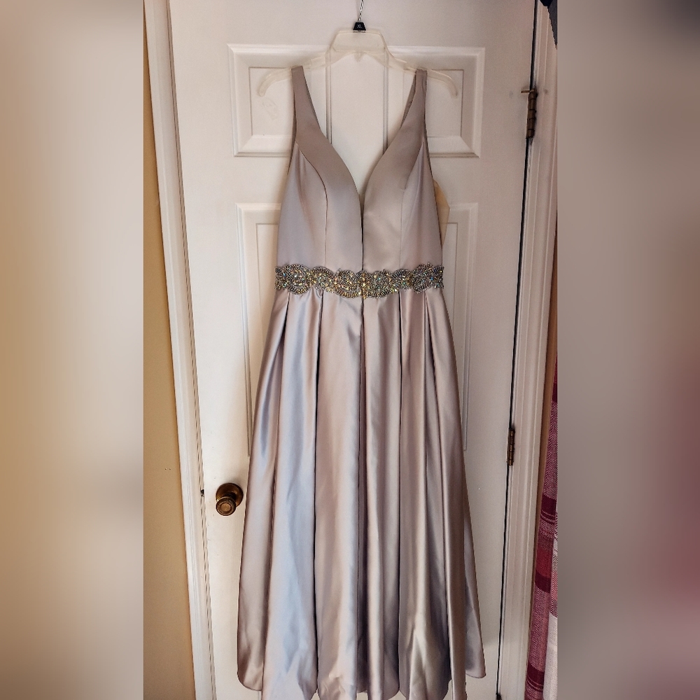 Metallic Silver Prom/ Formal Dress - size 16 - Angela and Alison brand
